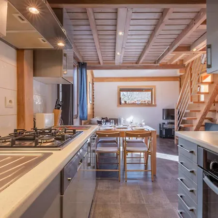 Charming Small With Aiguille Du Midi View * Chamonix